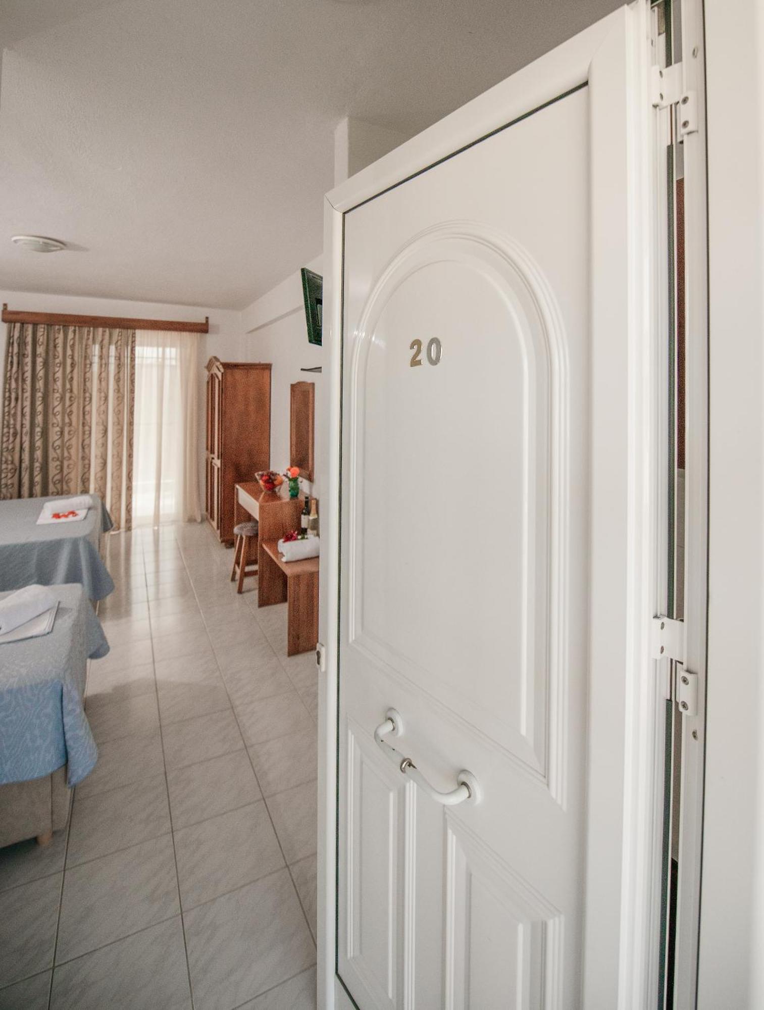 Estia Hotel Fourka Extérieur photo