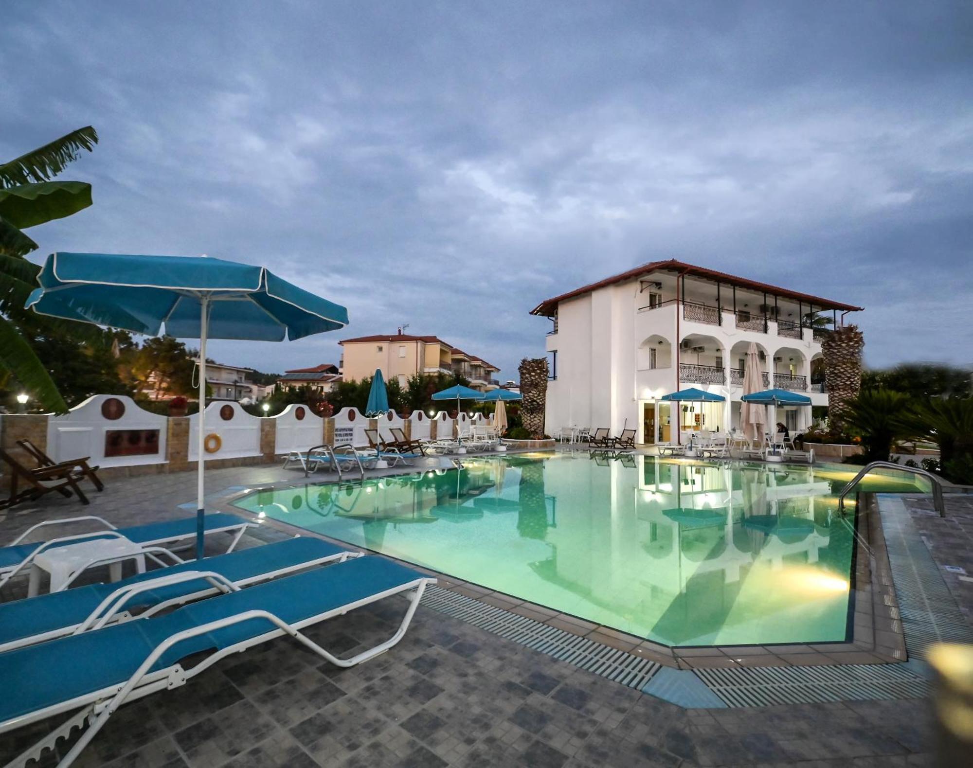 Estia Hotel Fourka Extérieur photo