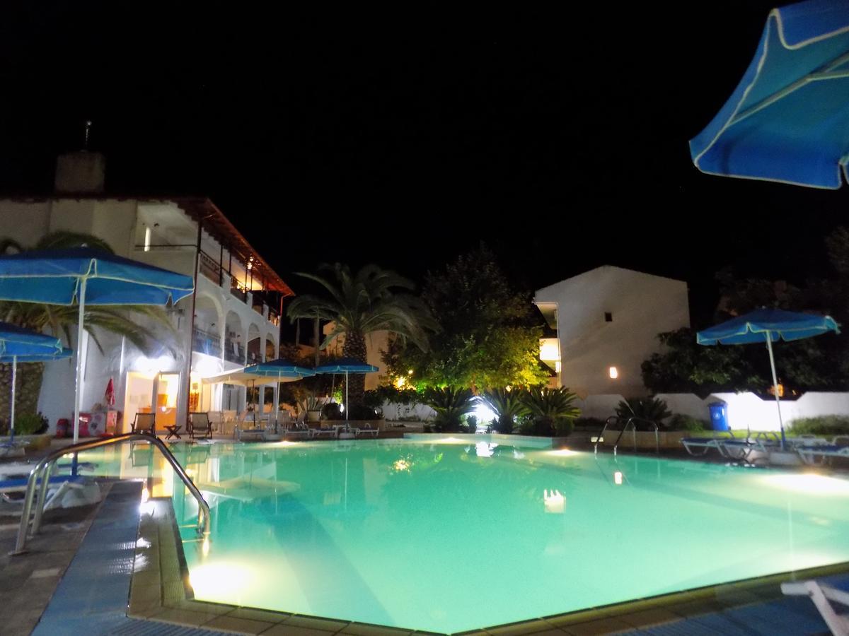 Estia Hotel Fourka Extérieur photo