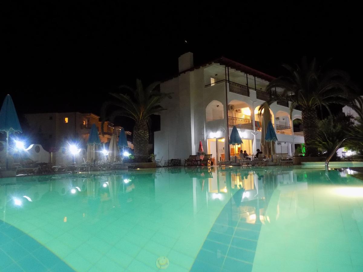 Estia Hotel Fourka Extérieur photo